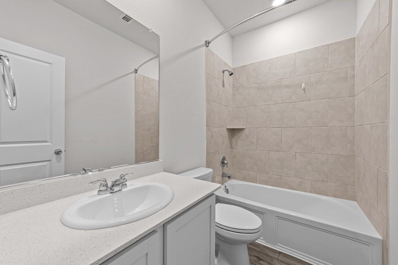 105 Copper Switch Dr - Photo 5 of 20