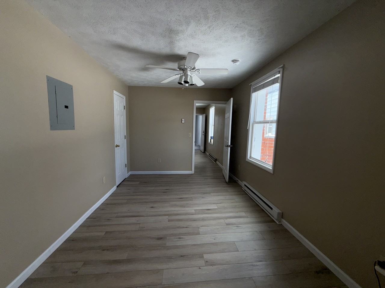 8 N Jefferson Ave #1 - Photo 6 of 6