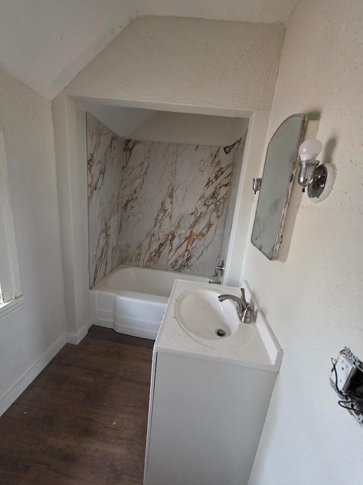 19 Taylor St - Photo 2 of 7