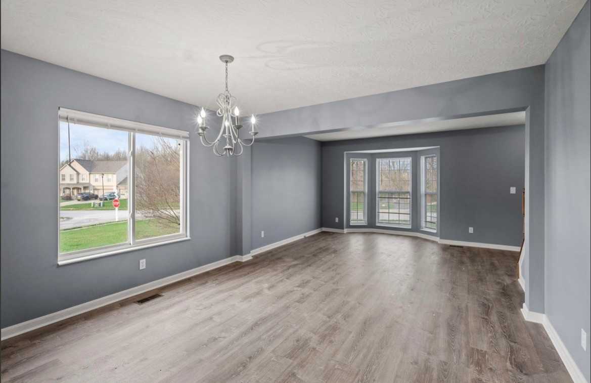 11241 Sugarmill Dr - Photo 6 of 11