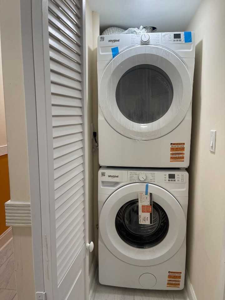 416 Topeka Ave - Photo 2 of 8