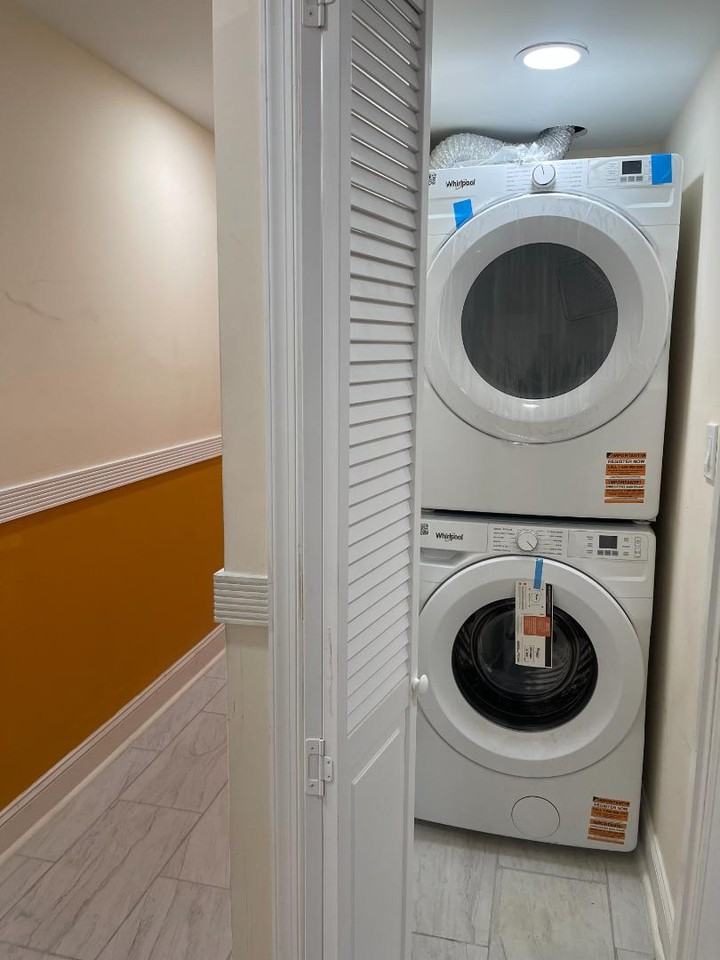 416 Topeka Ave - Photo 3 of 8