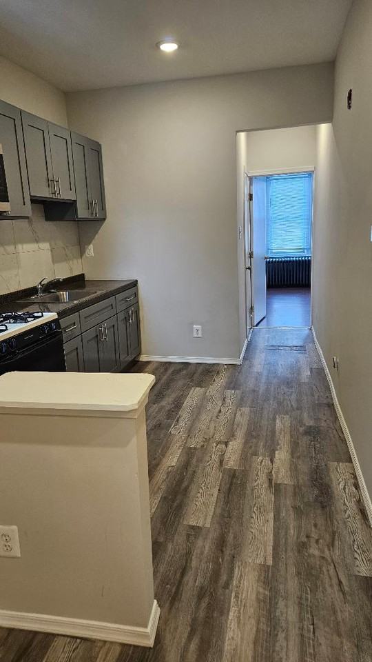 4936 Locust St #2 - Photo 3 of 23