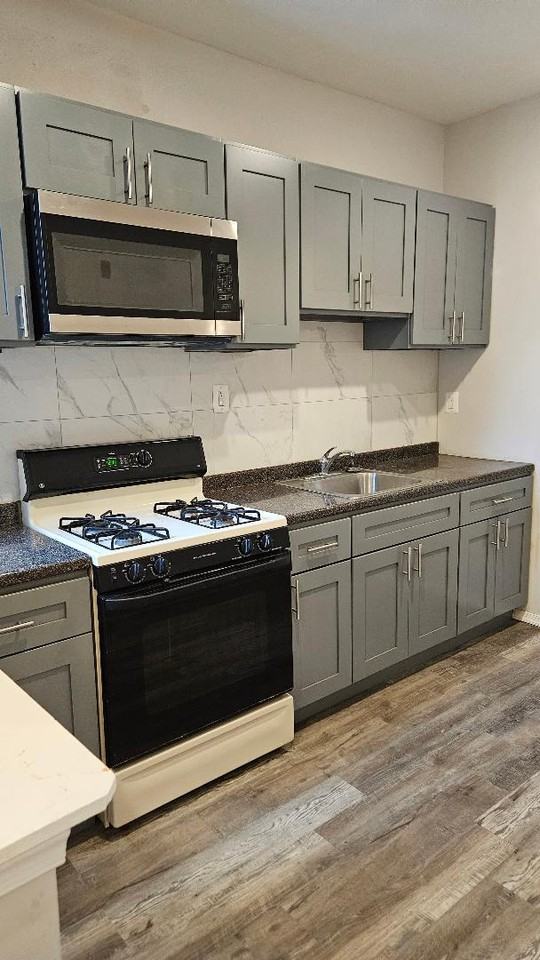 4936 Locust St #2 - Photo 5 of 23