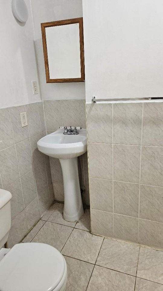 4936 Locust St #2 - Photo 7 of 23