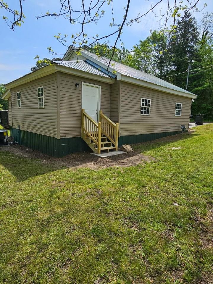 182 Hughes St - Photo 5 of 20