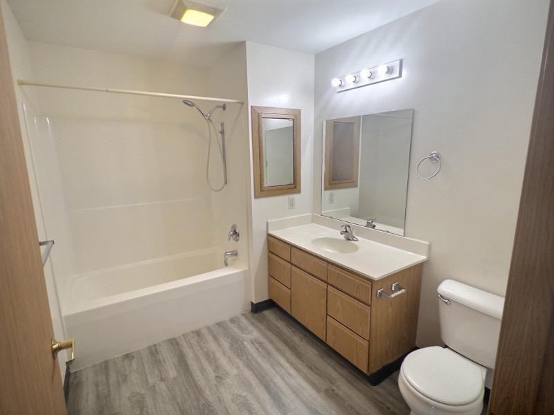 St. Croix Falls Town Homes - Photo 5 of 7