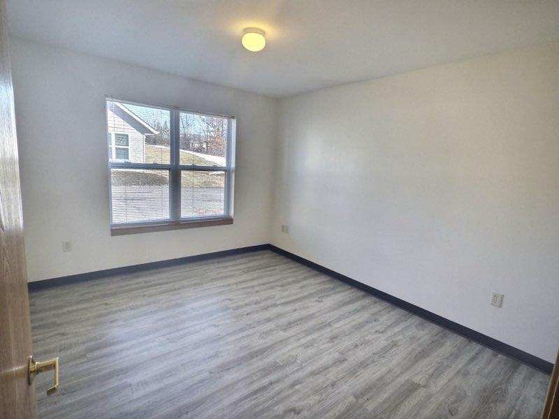 St. Croix Falls Town Homes - Photo 6 of 7