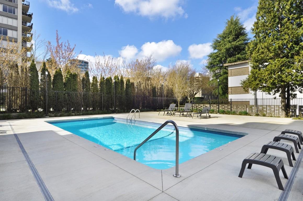 Skyline - Photo 6 of 50