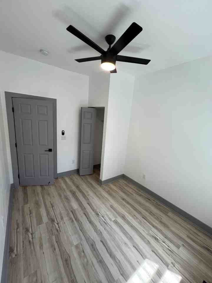 1132 Ann St #1 - Photo 7 of 10