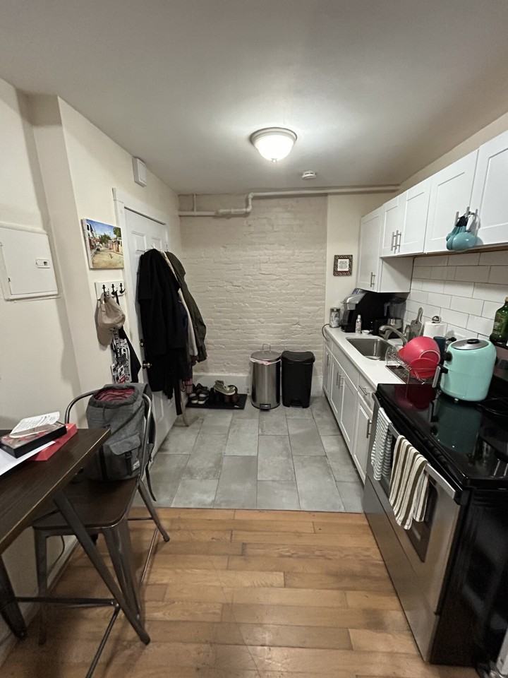 36 Sheridan St #1 - Photo 7 of 20