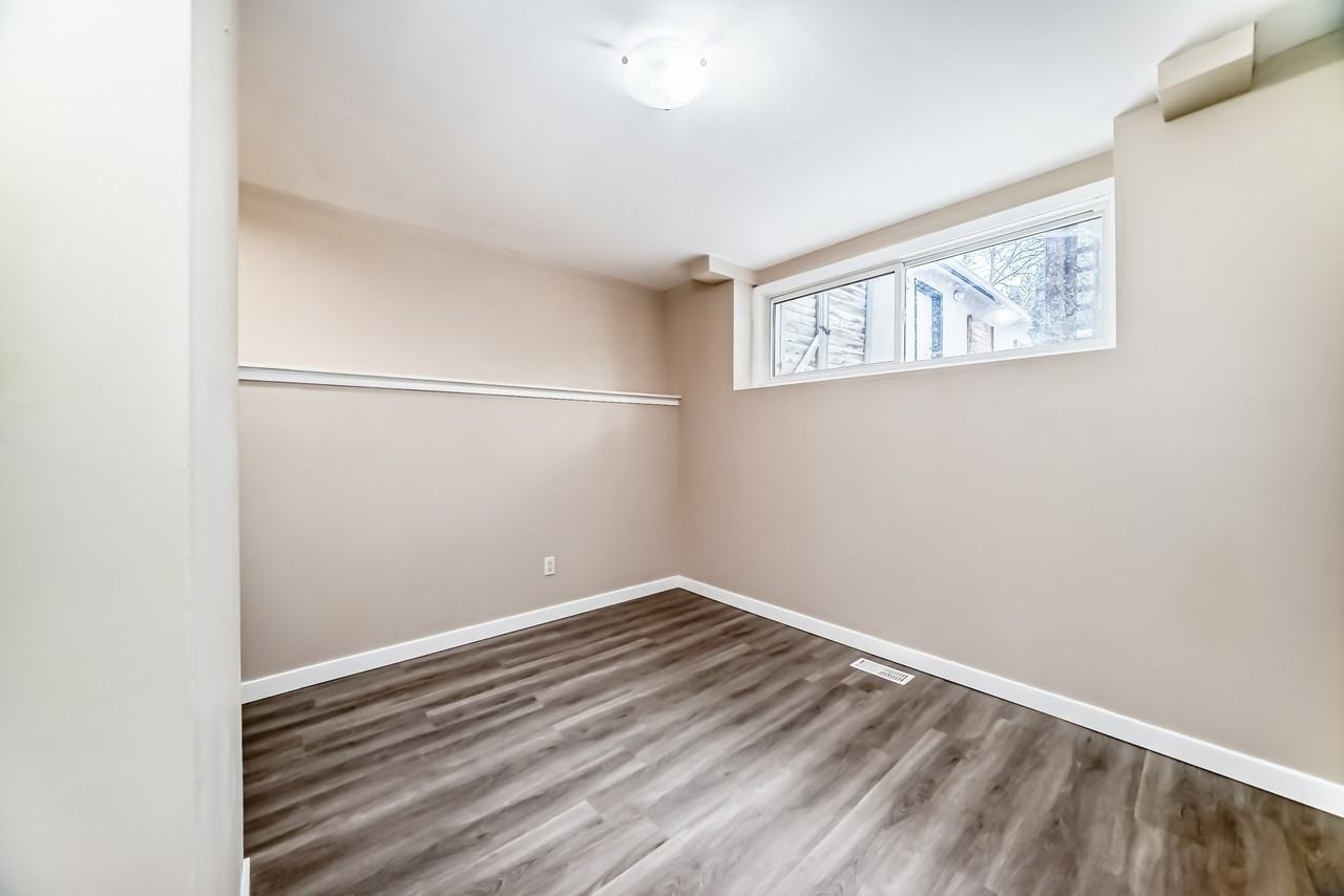 327 Dalhousie Drive 2 - Photo 7 of 15