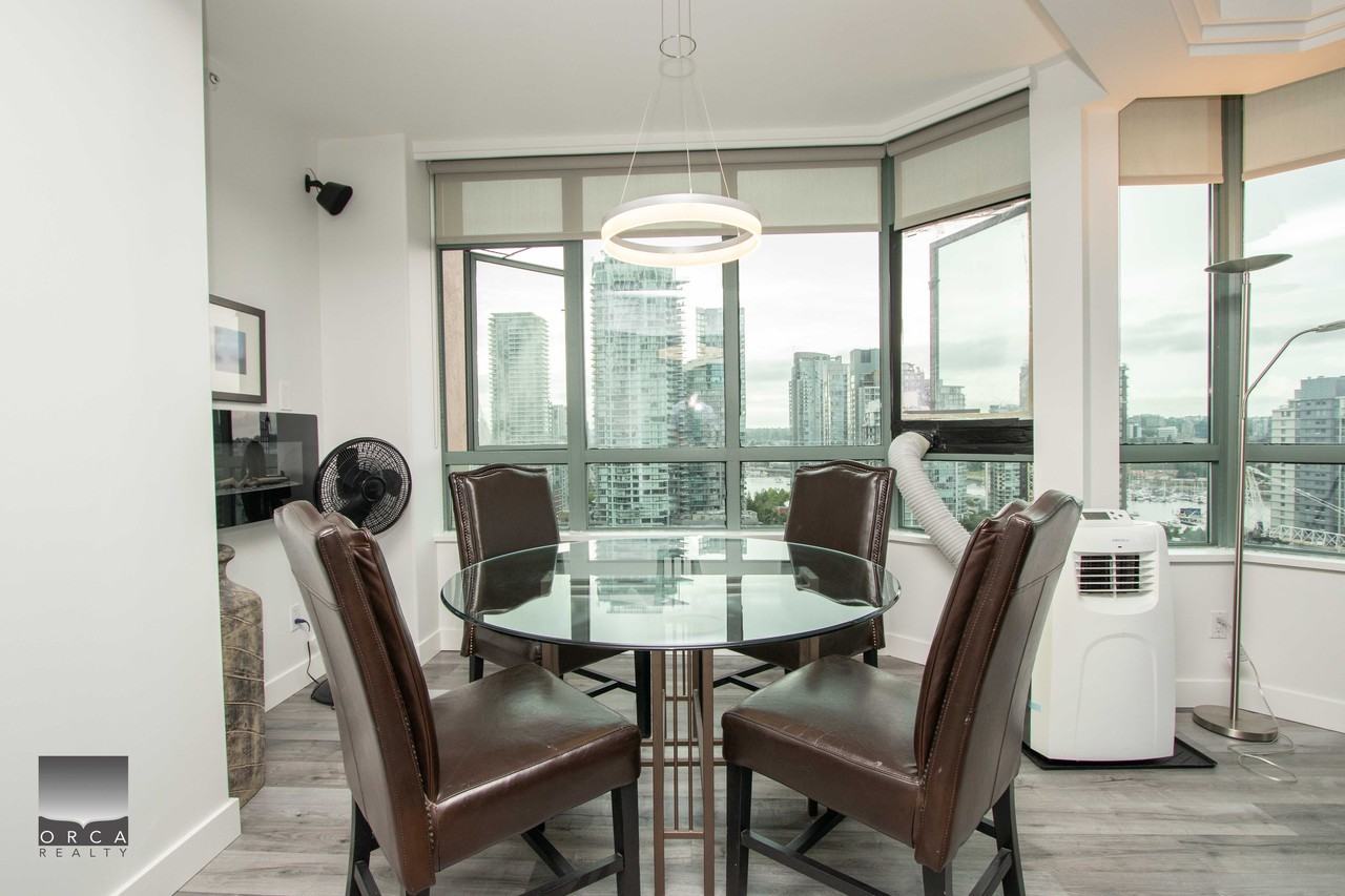 1383 The Portofino - Photo 4 of 10