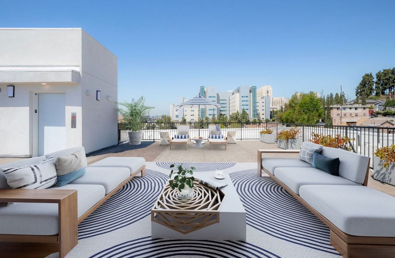 New Luxury Modern 1 & 2 Bedroom Apartments - Photo 3 of 37