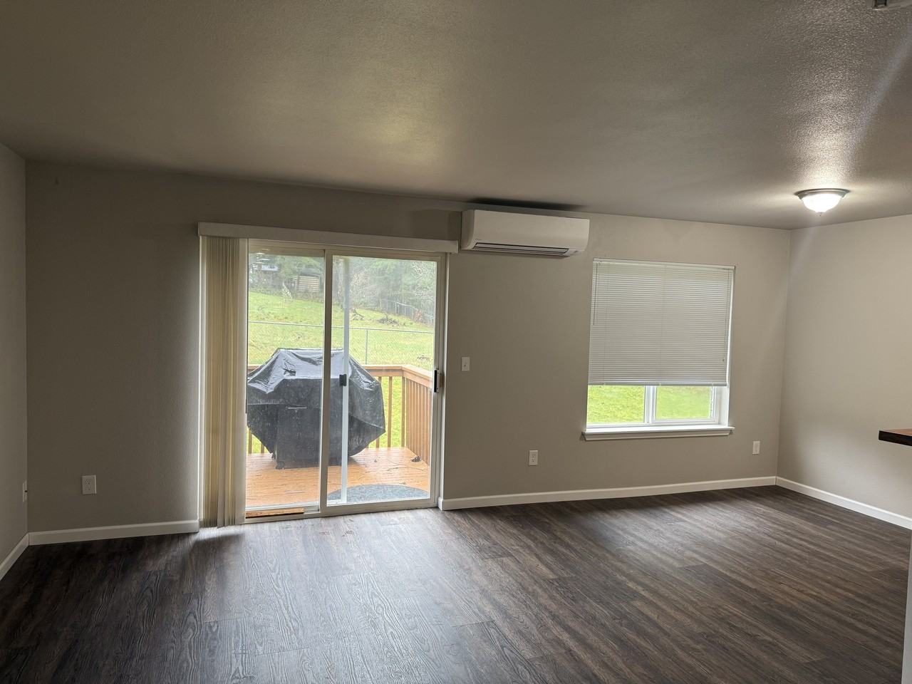 1480 Se Cole Rd #1 - Photo 4 of 13