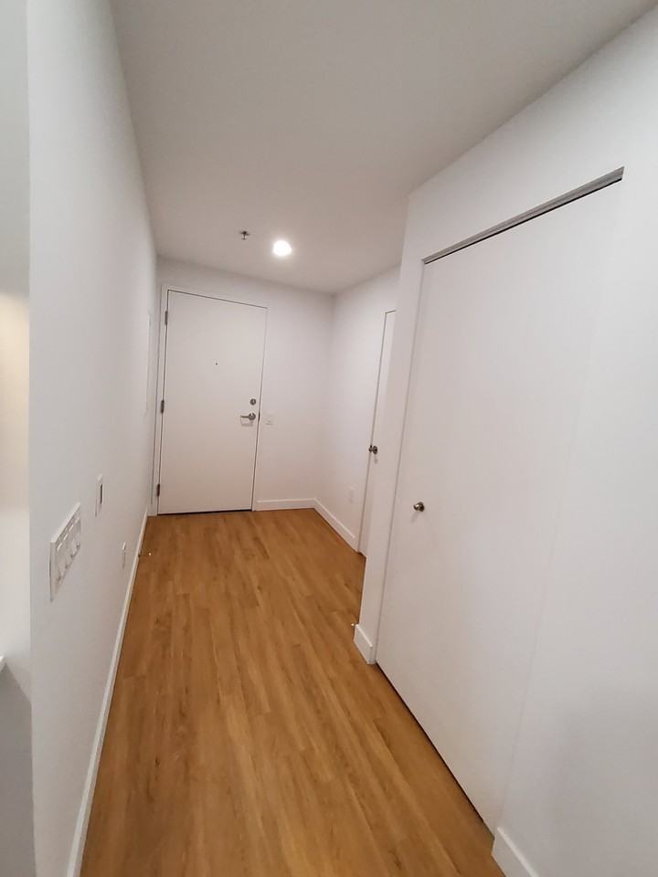 3515 Av Ellendale — photo 3
