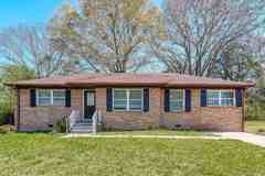 817 Hillview Dr - Photo 1 of 1