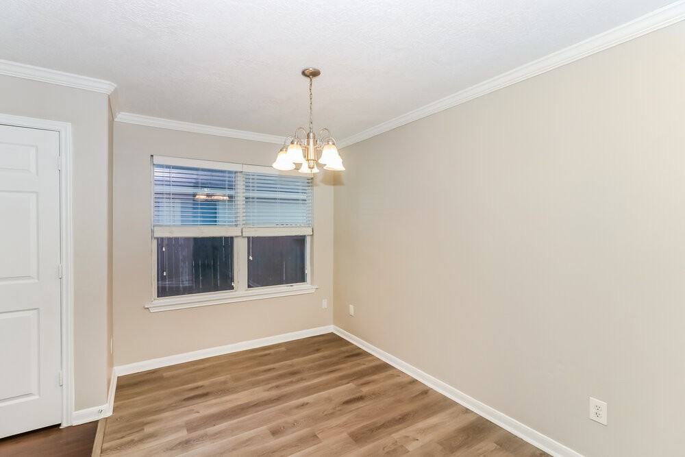 1014 Vera Cruz Dr - Photo 7 of 17