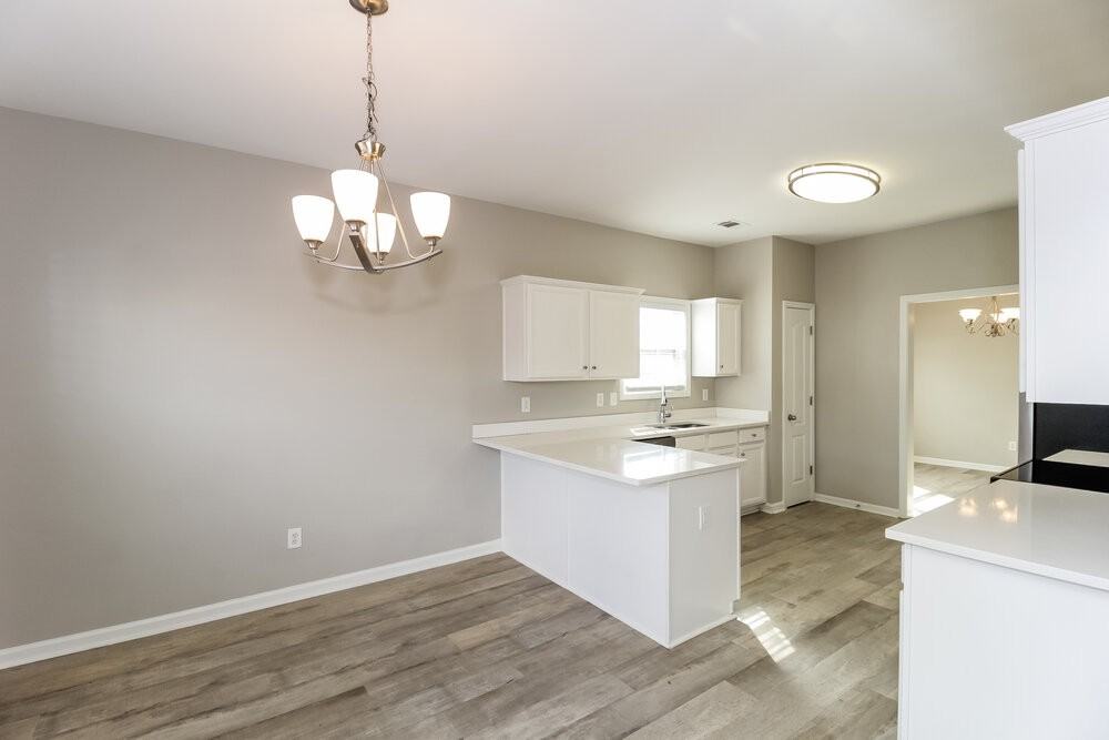 312 Oakhaven Way - Photo 6 of 17