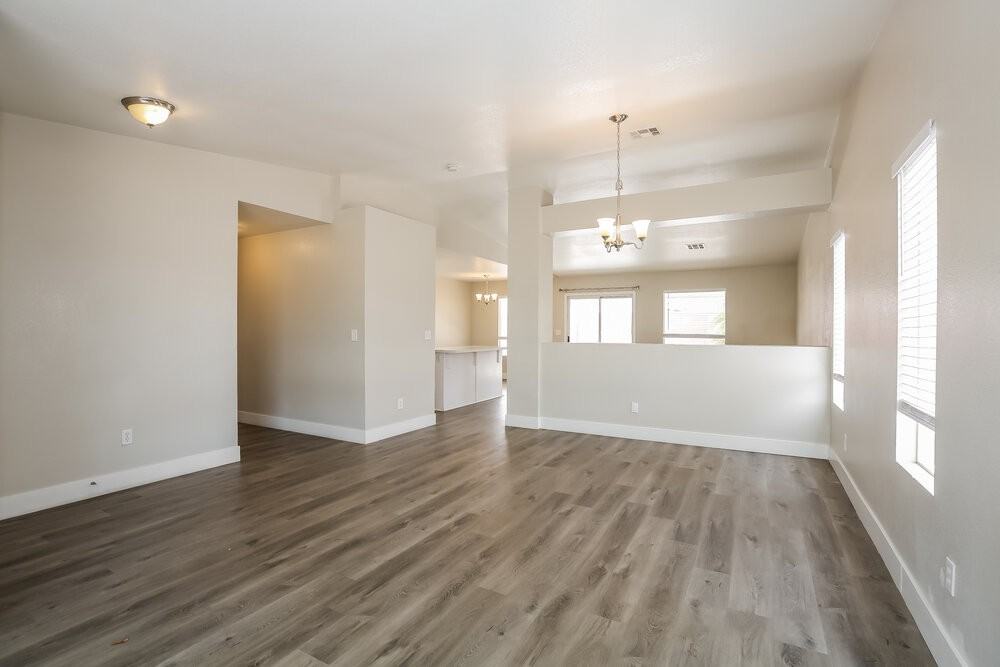 3015 W Hammer Ln - Photo 4 of 16