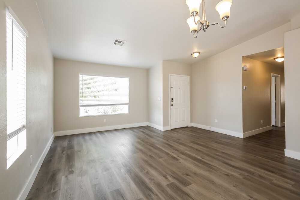 3015 W Hammer Ln - Photo 7 of 16