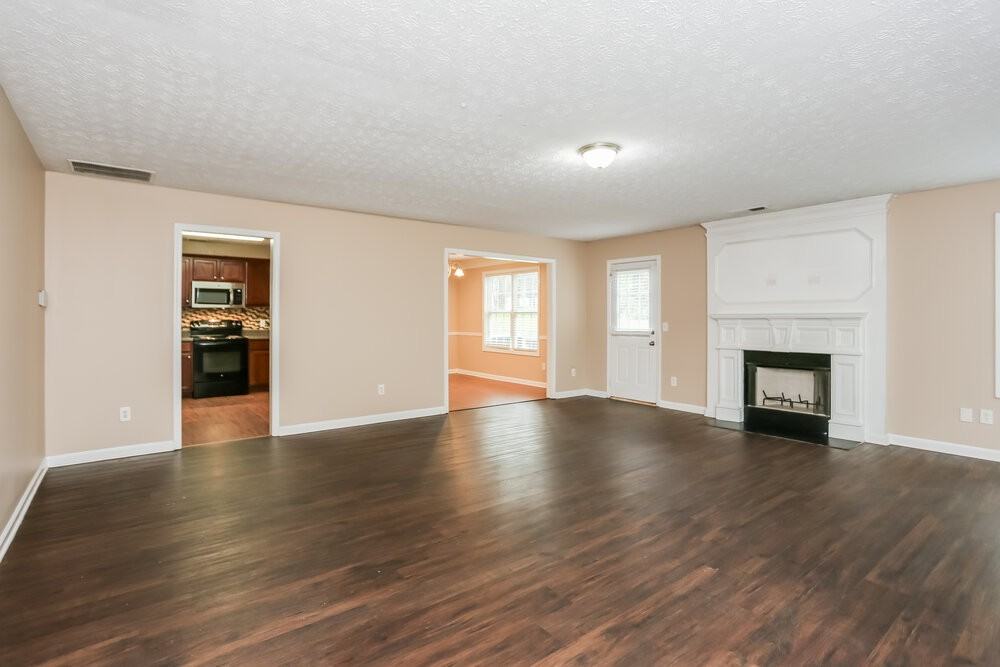 4670 Duval Point Way Sw - Photo 5 of 17