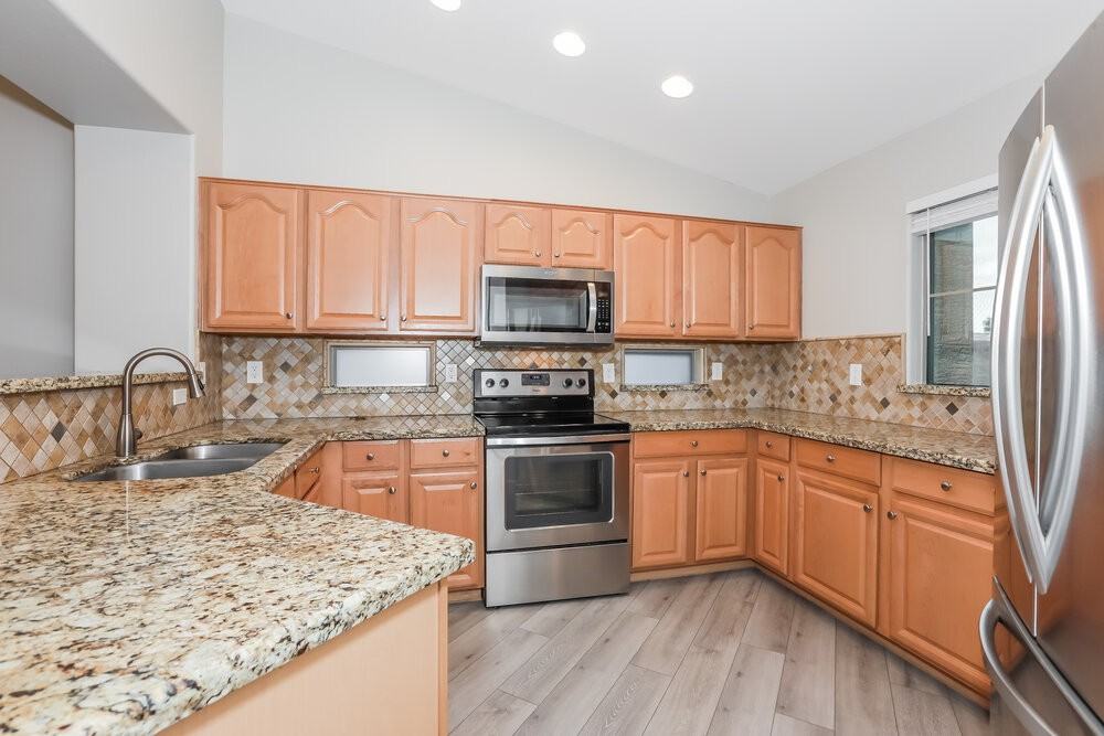 1846 W Half Moon Cir - Photo 7 of 16