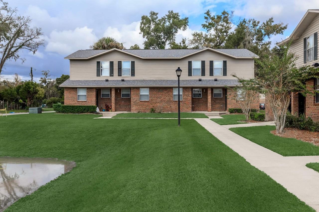 Locale at Orange City (formally Whispering Oaks) - Photo 7 of 9