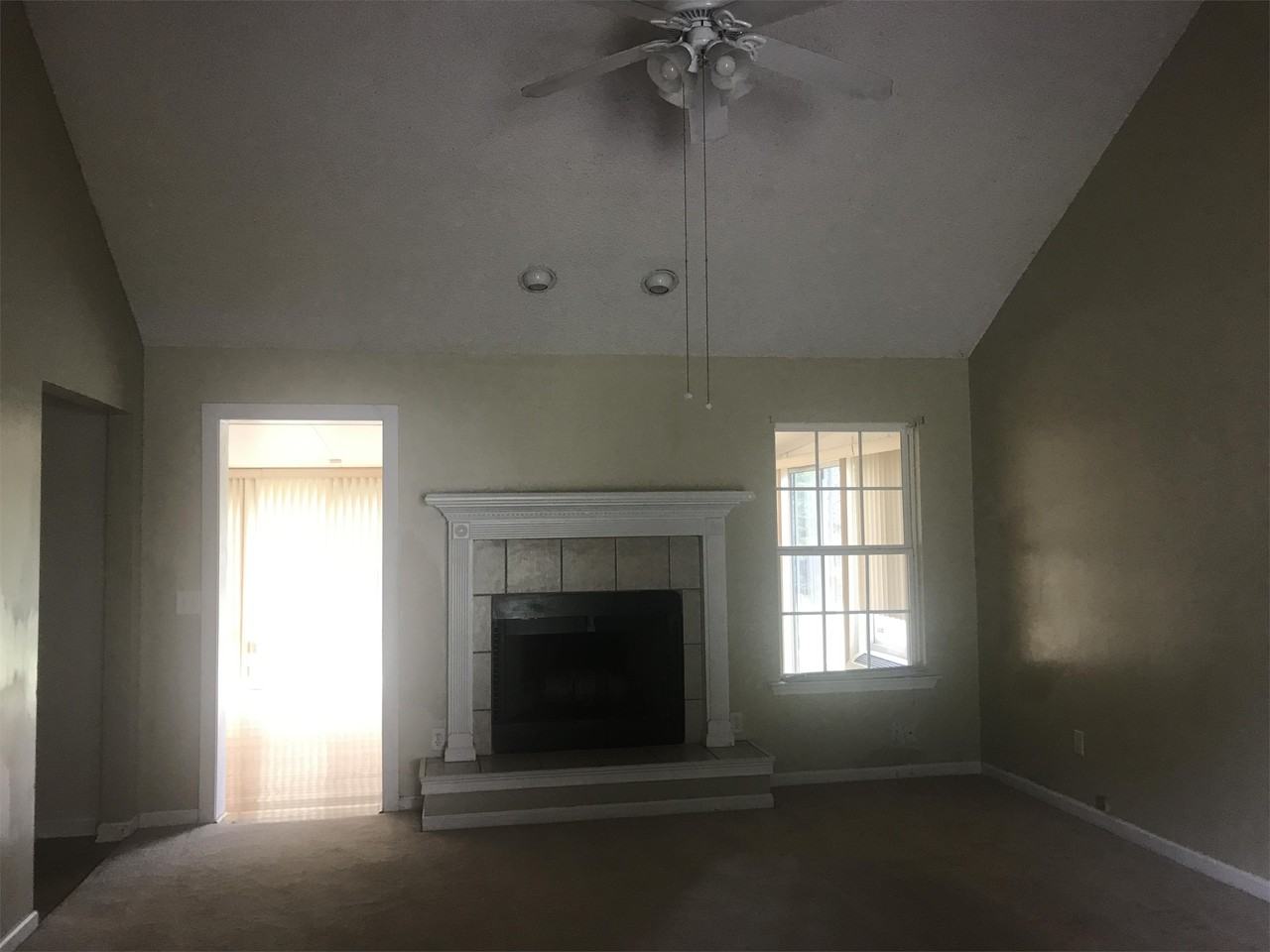 271 Bobbie St #1 - Photo 2 of 23