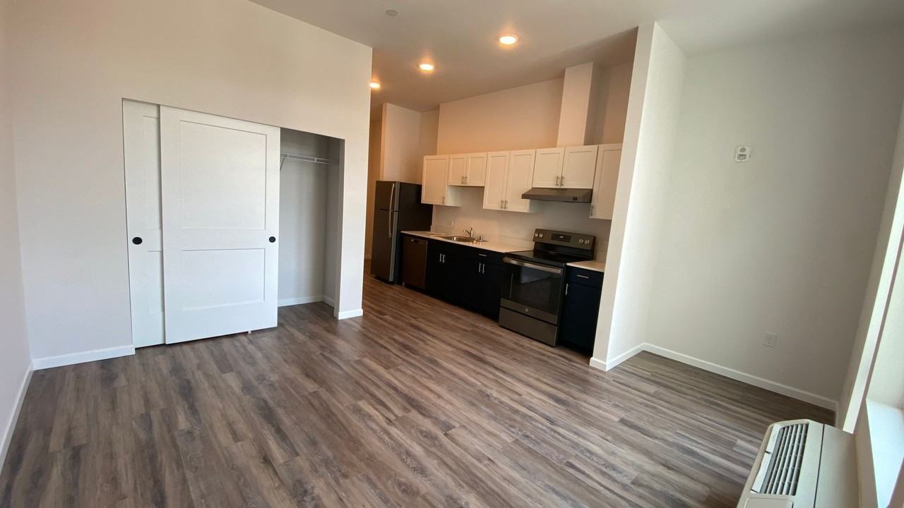 120 Water St. NW - Photo 2 of 29