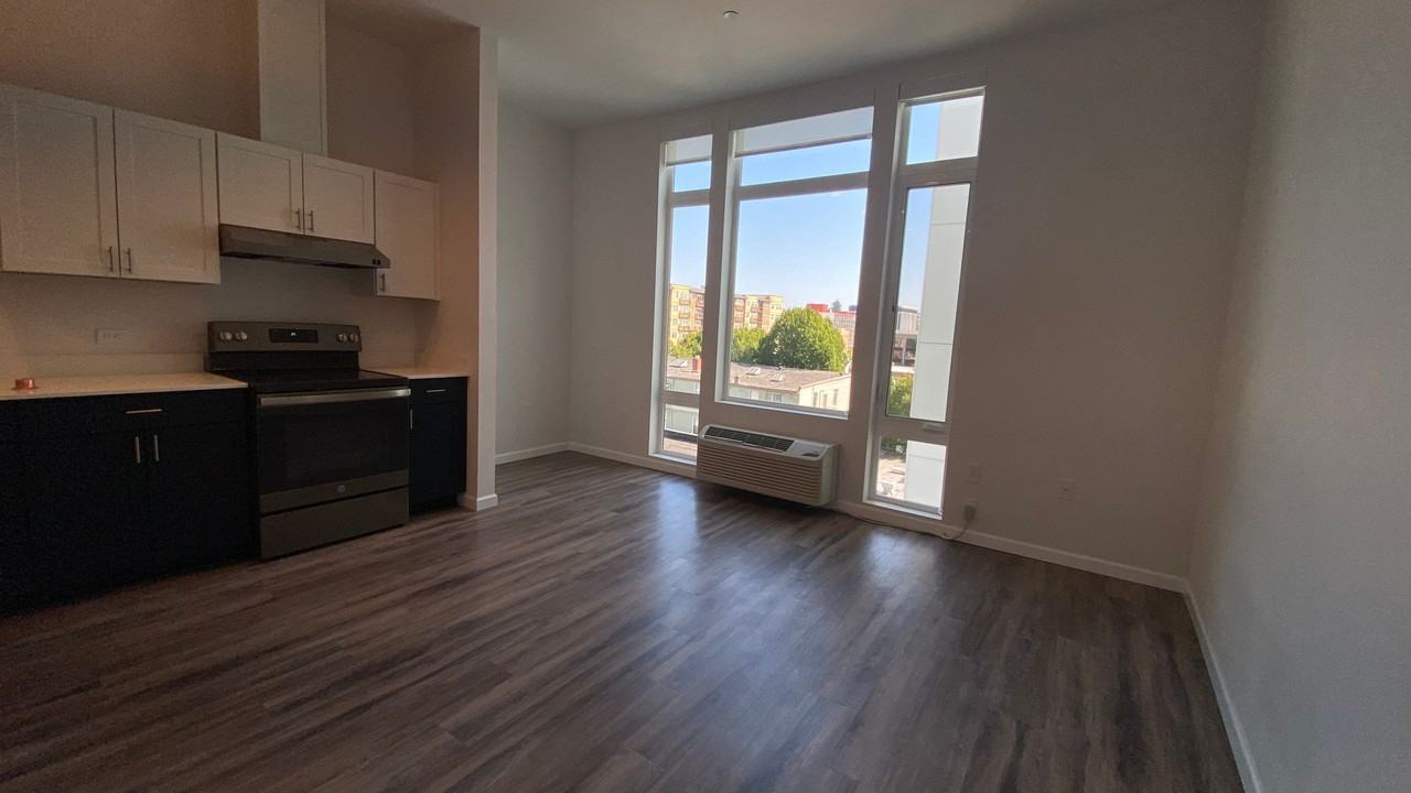 120 Water St. NW - Photo 4 of 29