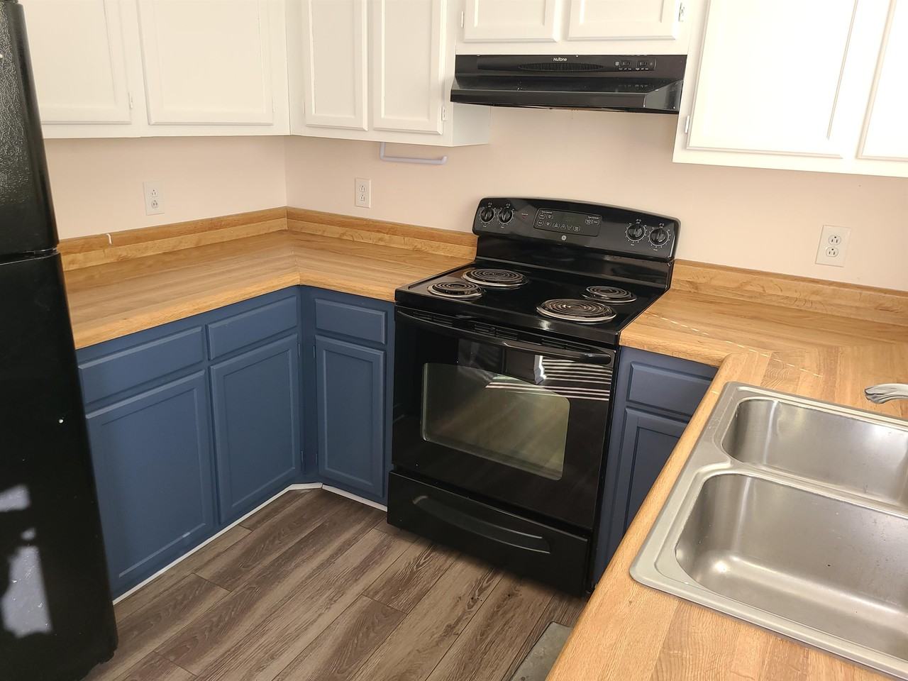 4016 Reese Dr S #1 - Photo 2 of 12