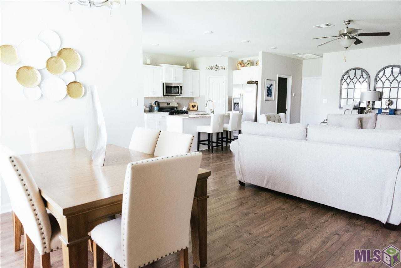 1254 Meridian Dr #1 - Photo 2 of 15