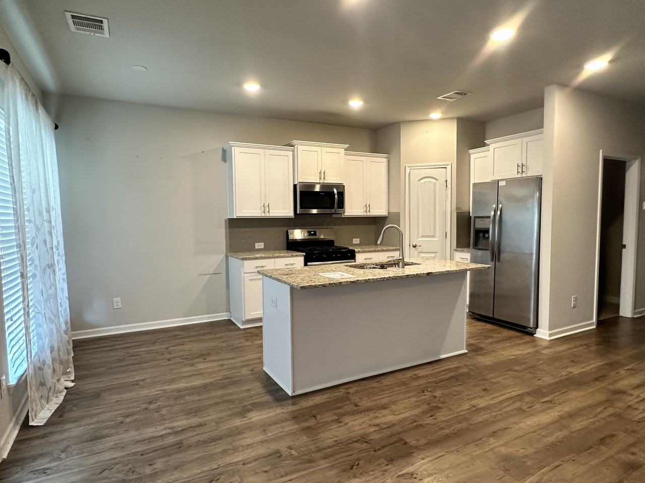 1254 Meridian Dr #1 - Photo 7 of 15