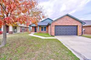 featured image of 2809 Frost Ln #1