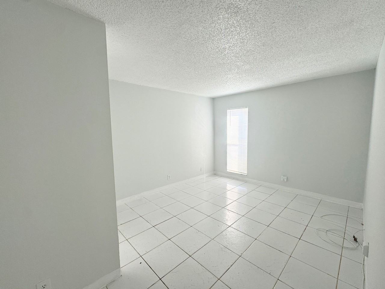 4403 Treehouse Ln Apt 26c #26C - Photo 7 of 17