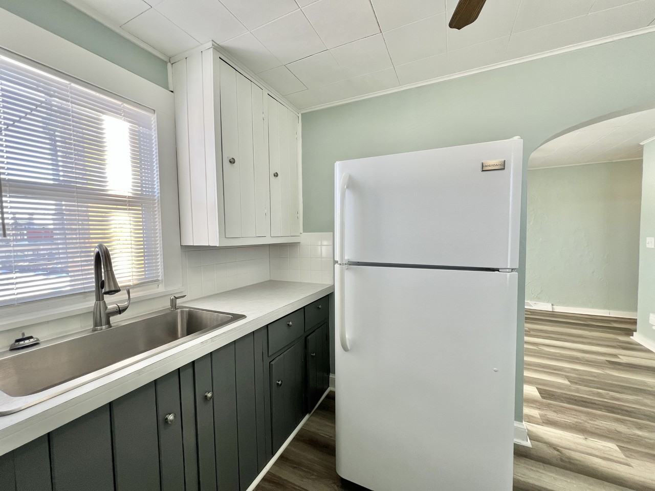 15 Swift St #B - Photo 6 of 10