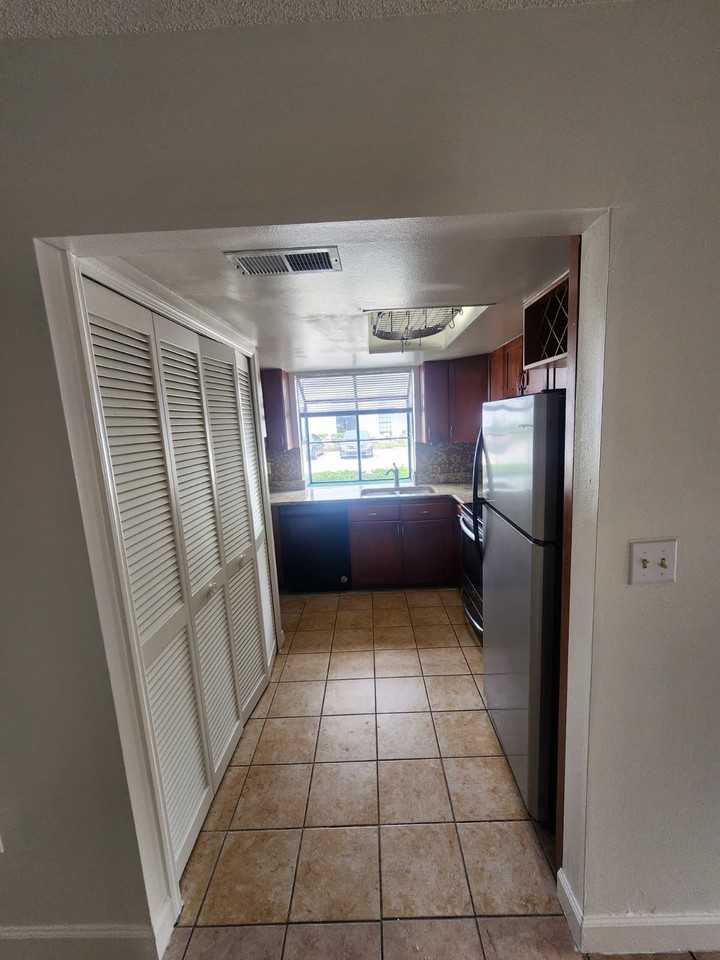 3103 Rio Grande Trl #1 - Photo 5 of 23