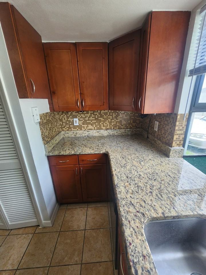 3103 Rio Grande Trl #1 - Photo 7 of 23