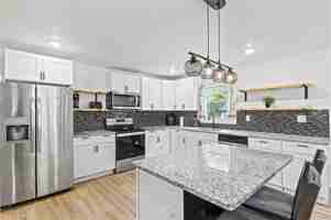 featured image of 1077 Peeples St Sw