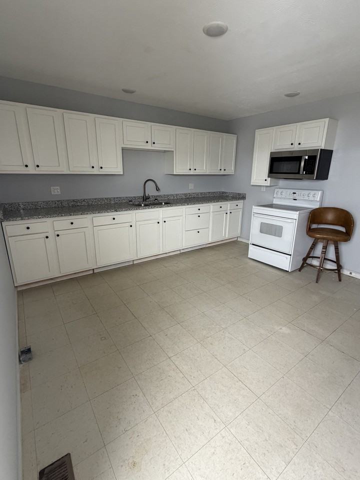 1026 Industry Rd #1 - Photo 3 of 16