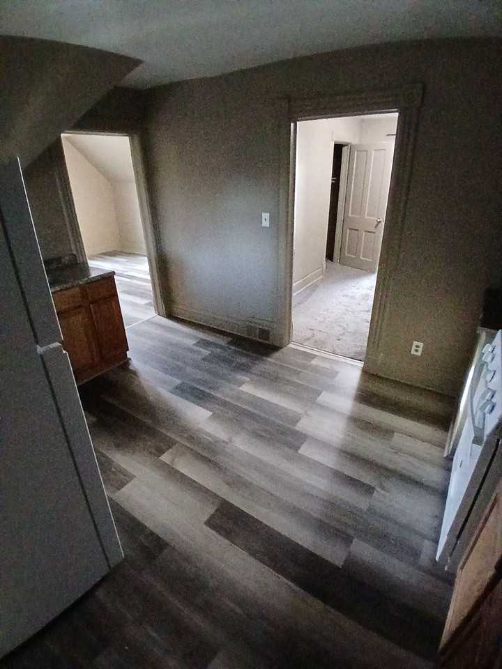 1248 Ferguson St #2 - Photo 3 of 7