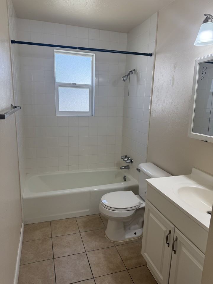 1020 South St #1020-3 - Photo 4 of 9