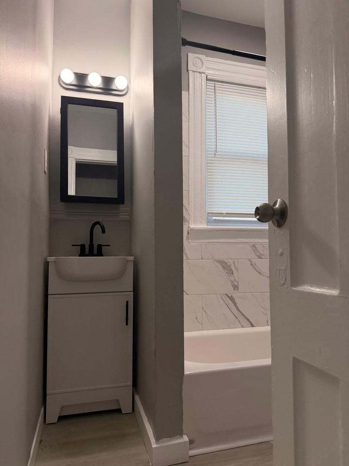 77 Shepard St #1 - Photo 2 of 7