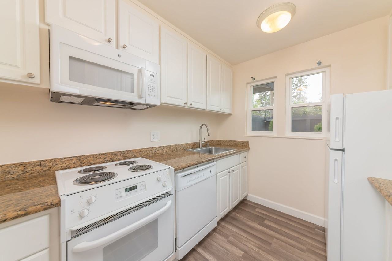 Camelback East Apartments CEM - Photo 2 of 13