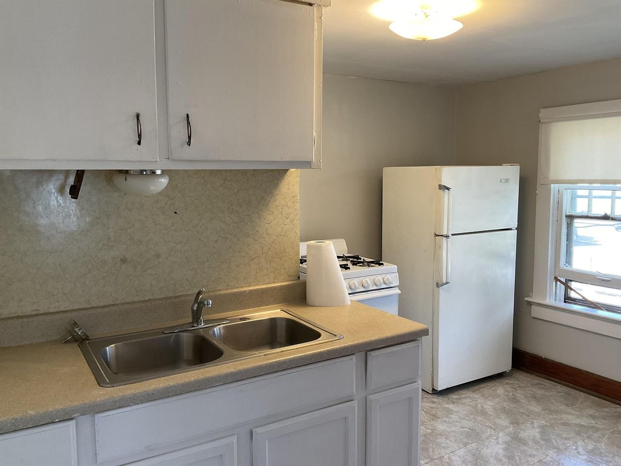 1829 Hale Ave #2 - Photo 2 of 7