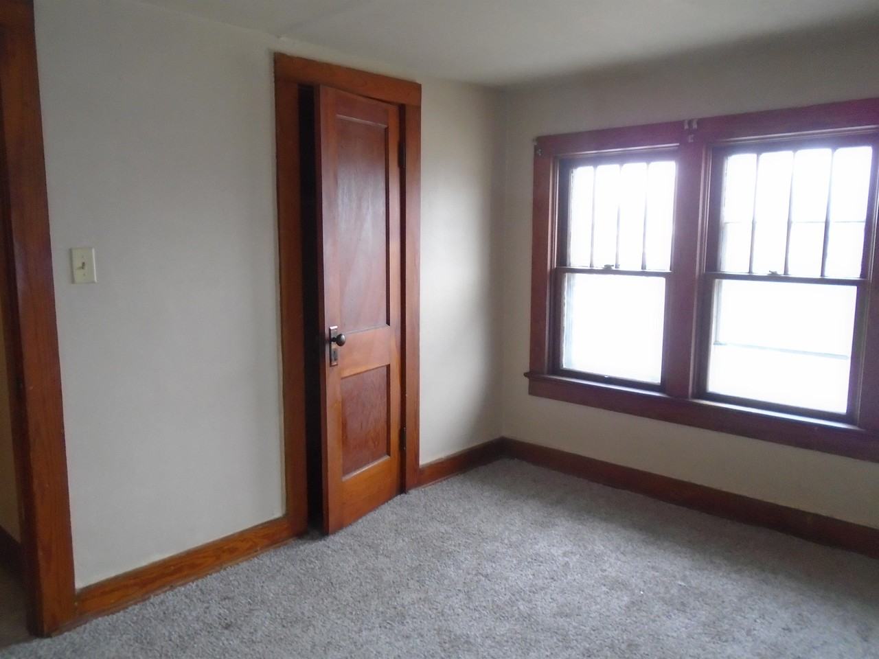 1829 Hale Ave #2 - Photo 3 of 7