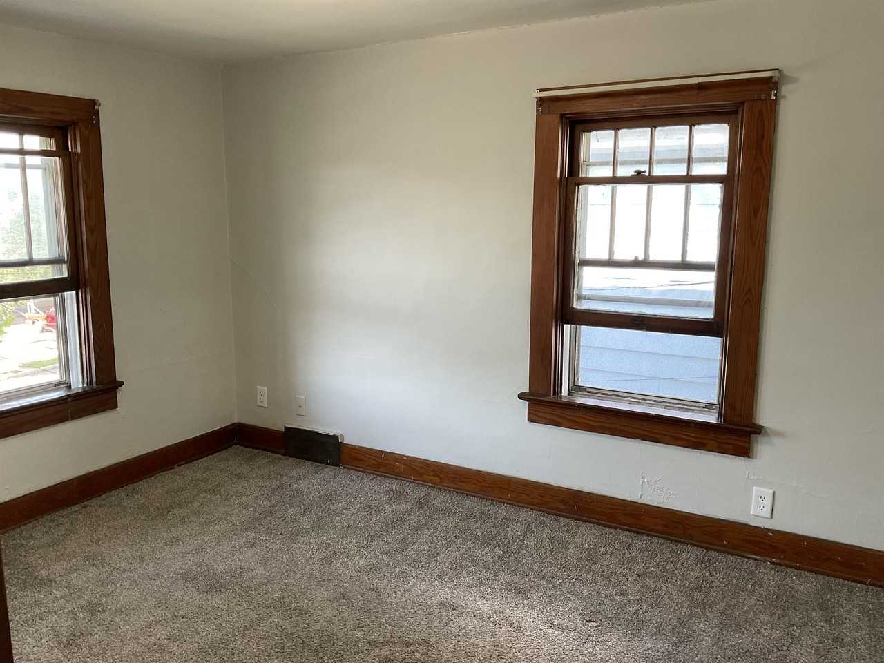 1829 Hale Ave #2 - Photo 4 of 7