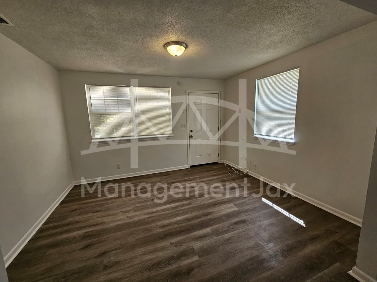 1417 W 23rd St #1 - Photo 2 of 14