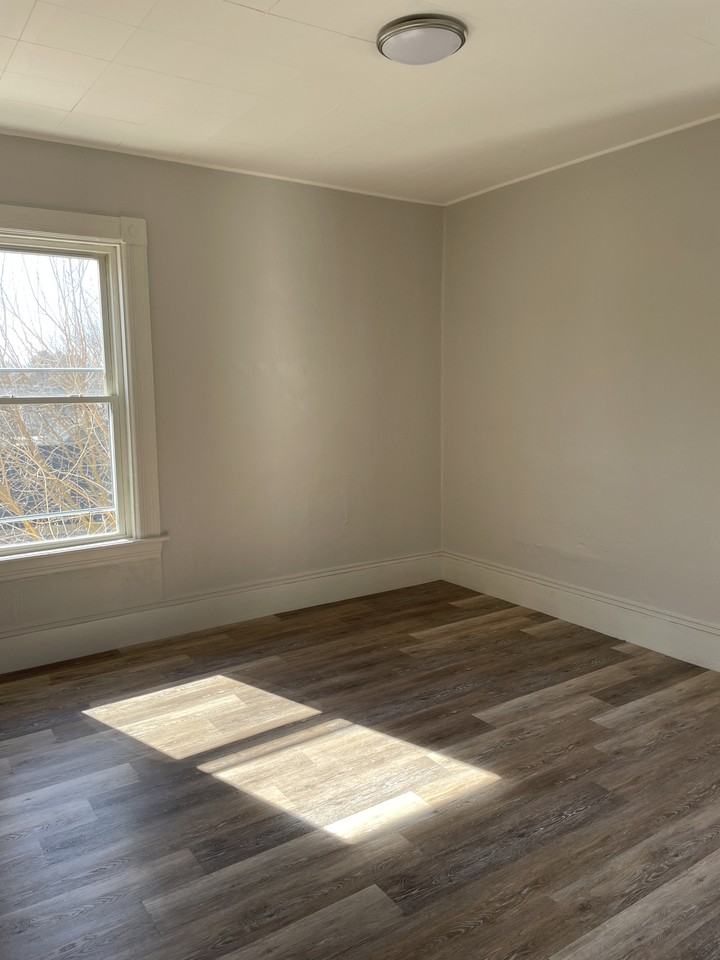 452 Bartlett St #452-3 - Photo 7 of 11